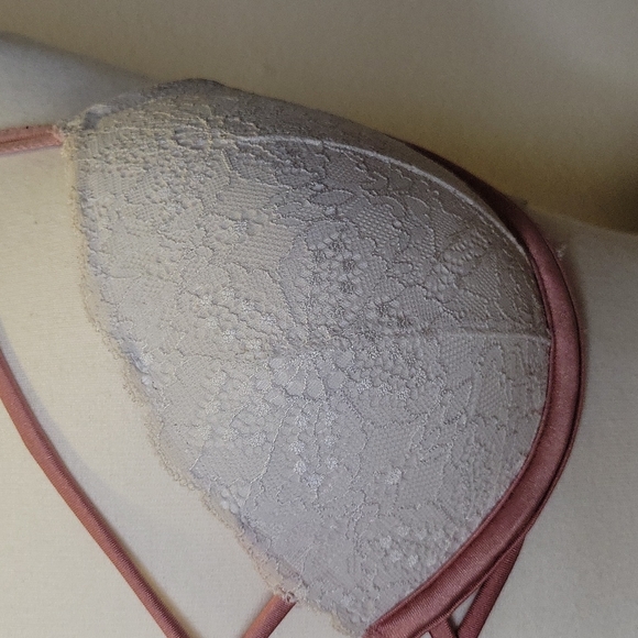 PINK Victoria's Secret Date Push-Up Bra - Picture 2 of 7